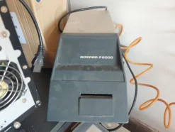 1#8374 Vetrina frigo per frollatura, tavolo in Teflon e attrezzature varie