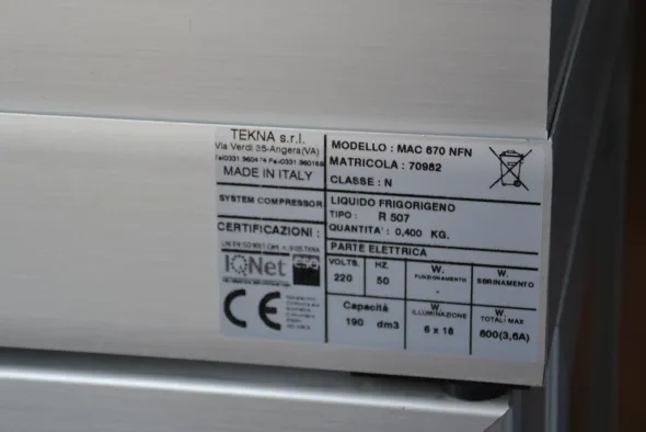 Vetrina pasticceria refrigerata da banco Tekna
