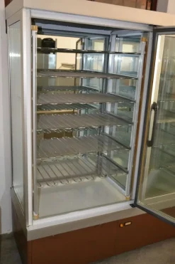Vetrina refrigerata pasticceria 3 porte BT