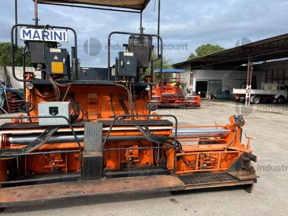 1#10096 Vibrofinitrice Marini