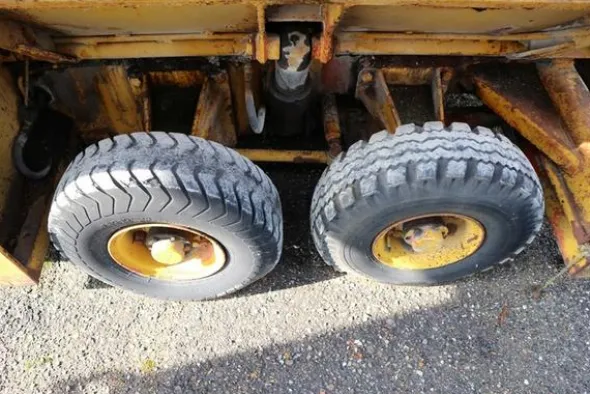 3005#4392 Vibrofinitrice Simesa S220