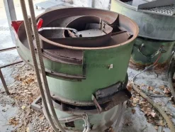 5#9818 Vibrofinitrici ed asciugatrice industriali