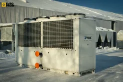 York chiller 145/150 kW | 2017 | Usato | Garanzia
